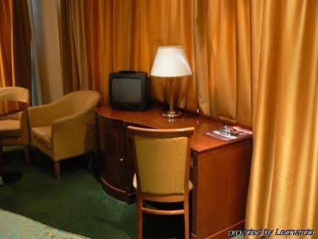 Clelia Palace 3*