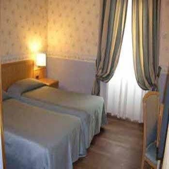 Summit Hotell Roma