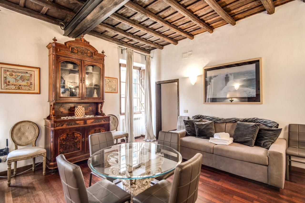 Colonna - Trastevere * Roma