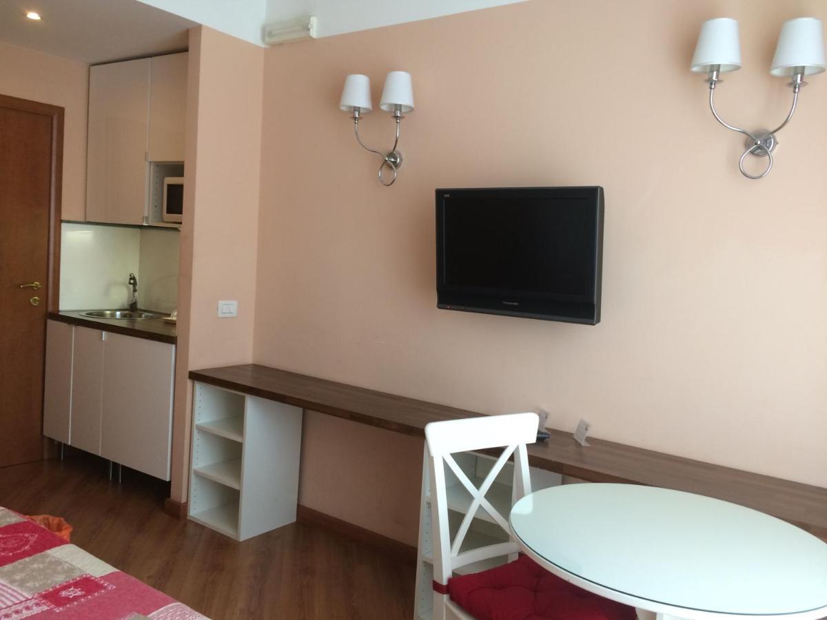 Luna Rossa Bed & Breakfast Rome