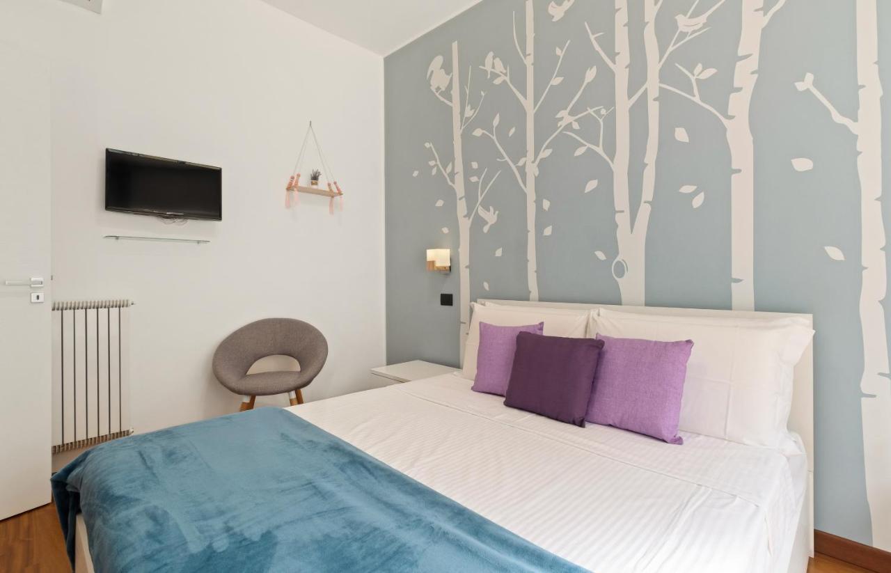 3 Bed Modern Flat - 15 Minutes Walk To Colosseum Apartment
