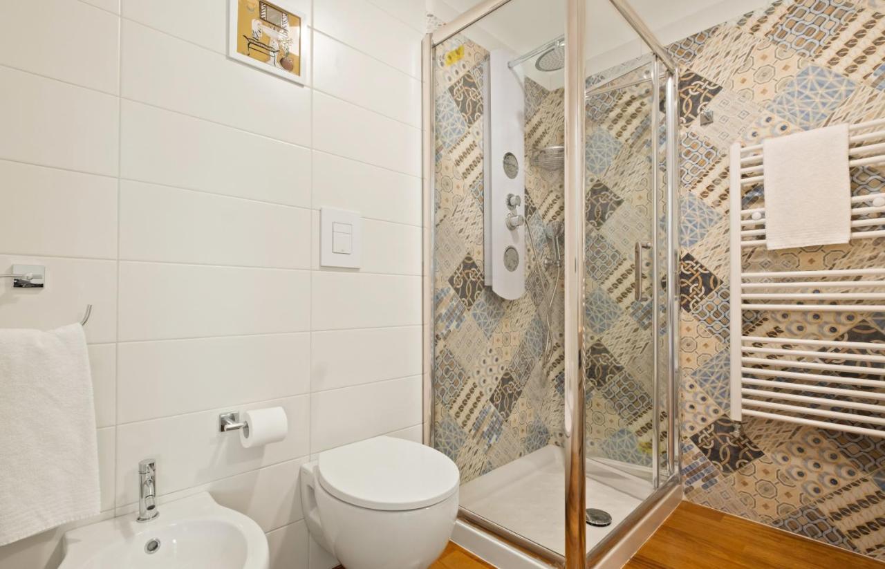 3 Bed Modern Flat - 15 Minutes Walk To Colosseum *