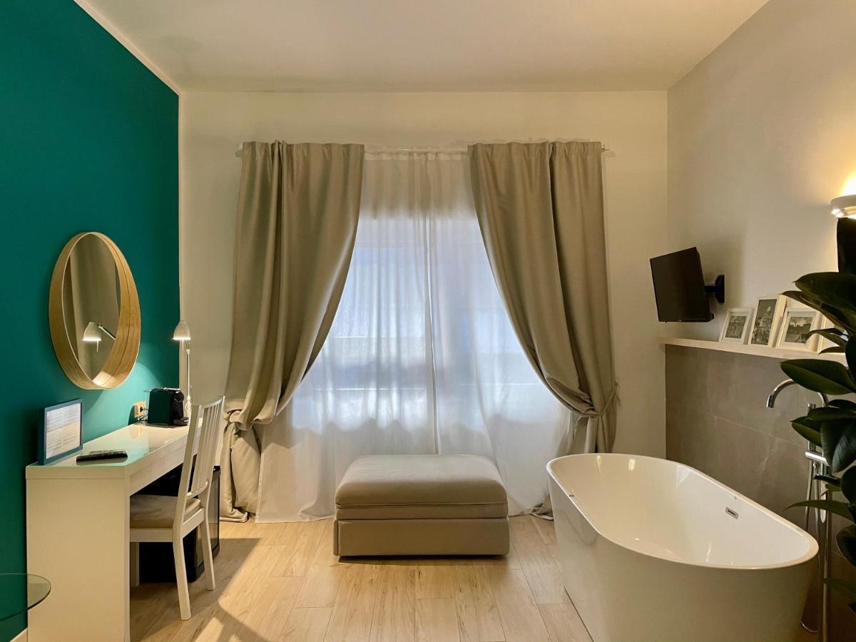 Le Coq Suites 3* Roma