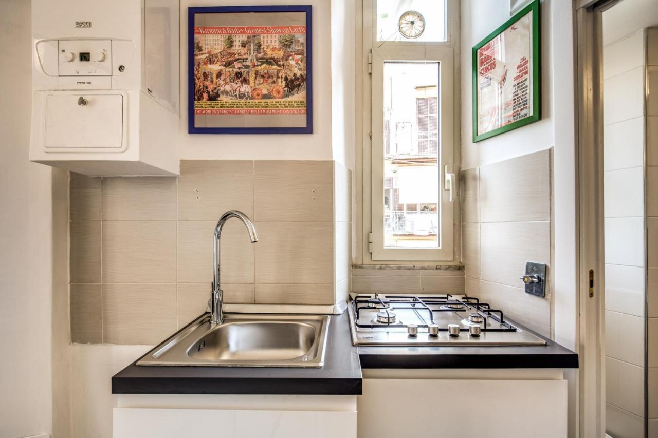 Lovely With Balcony In Campo De' Fiori * Roma