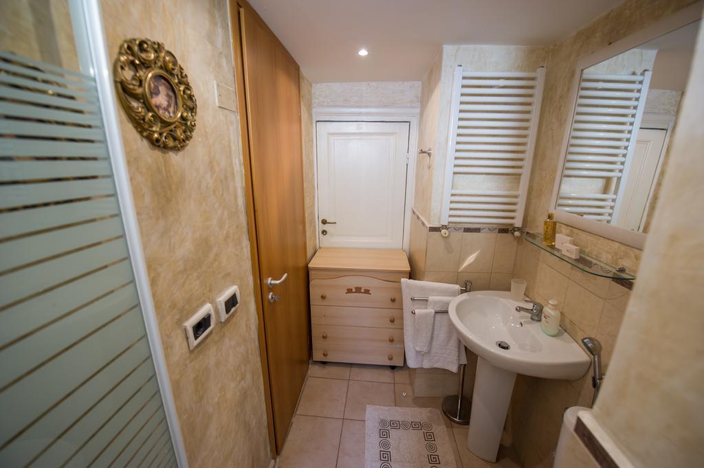Bed & Breakfast Art Domus Reale 2*