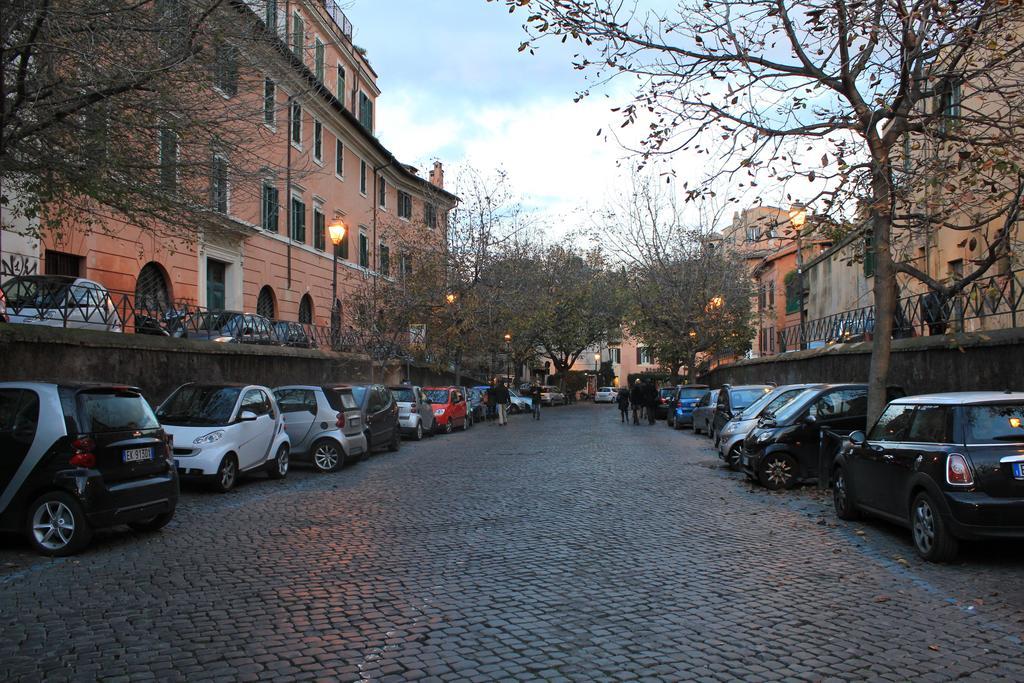 Relais Casa Della Fornarina Affittacamere Roma