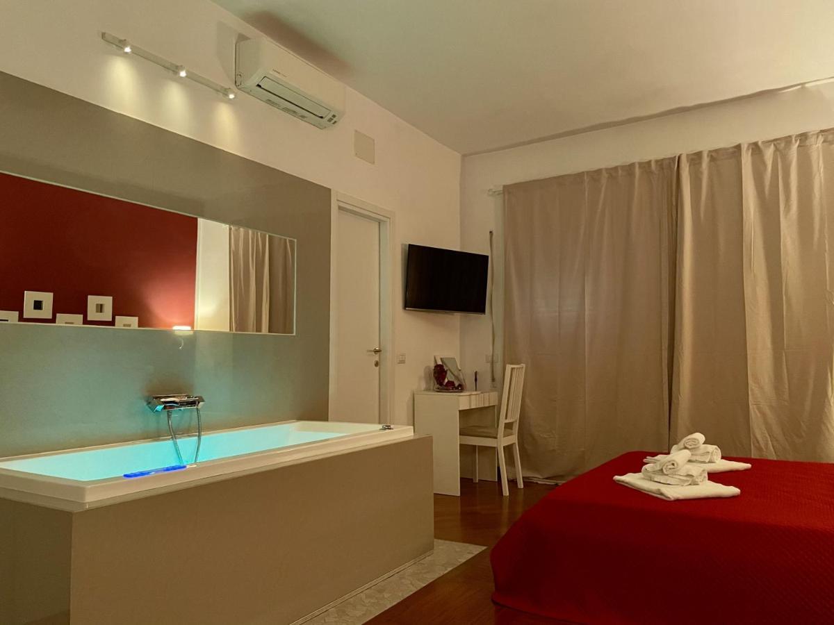 Acomodação com café da manhã  Le Coq Suites Roma