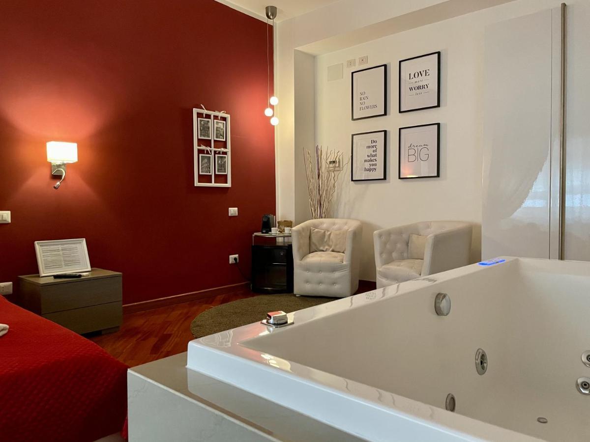 Le Coq Suites Acomodação com café da manhã  3*