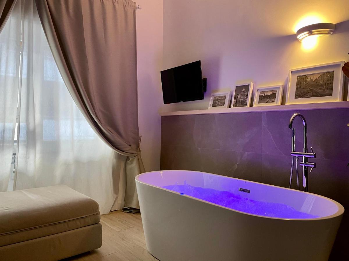 Acomodação com café da manhã  Le Coq Suites Roma
