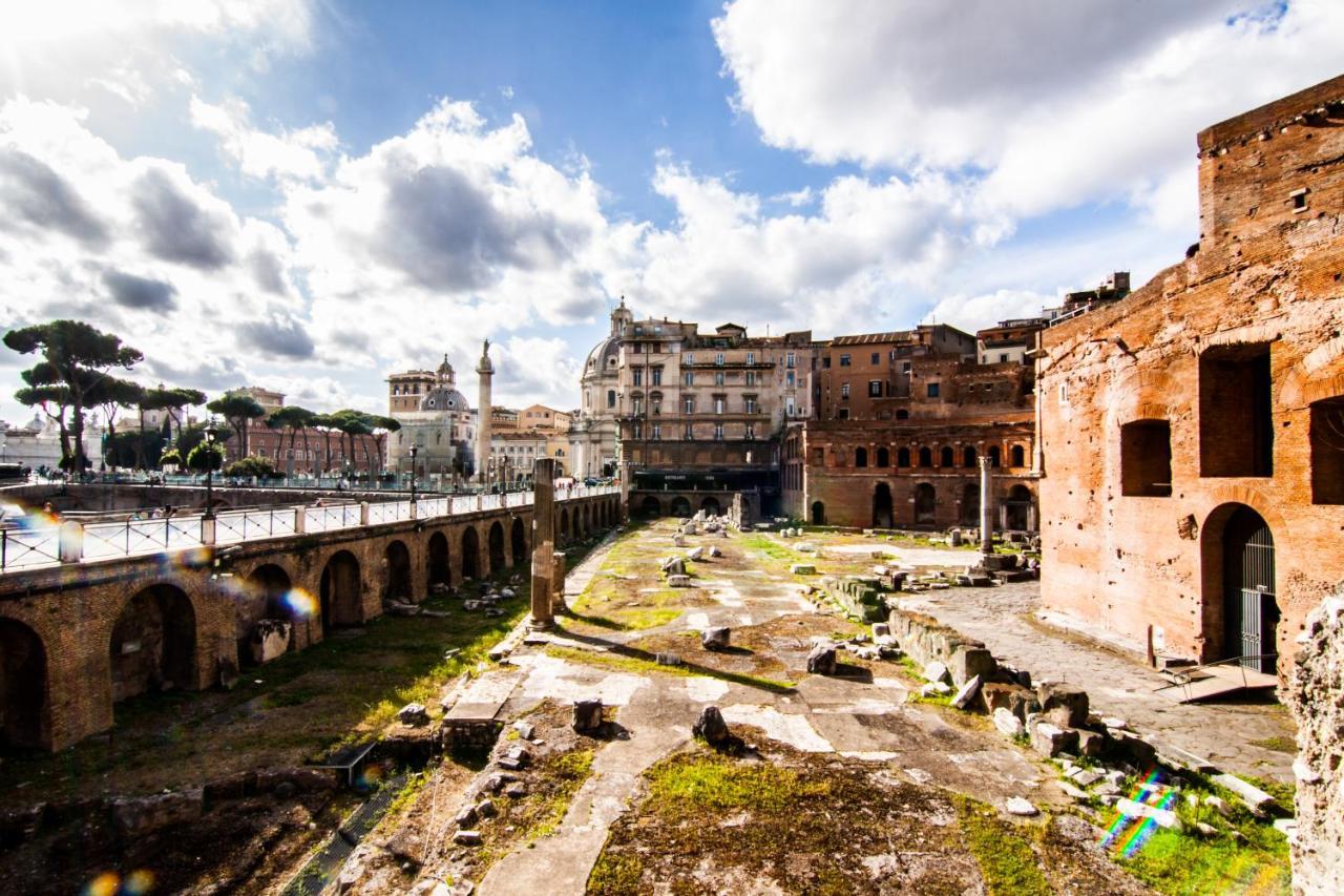 94 Piazza Di Spagna Gjestgiverier Roma