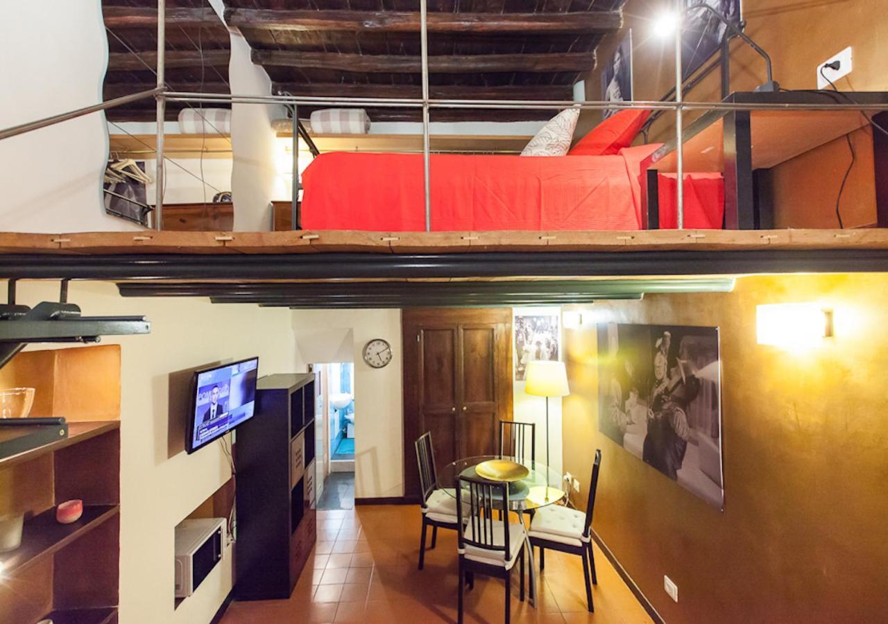 Independent In Trevi Fountain - Spain Square Apartamento Roma