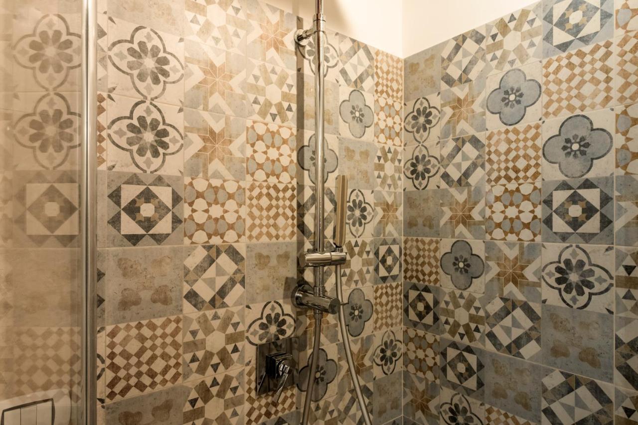 Lovely New Home, Fontana Di Trevi