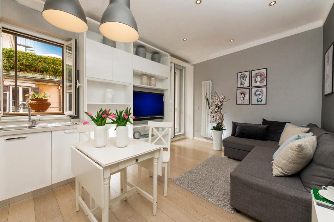 Lovely Spanish Steps With Balcony Apartamento