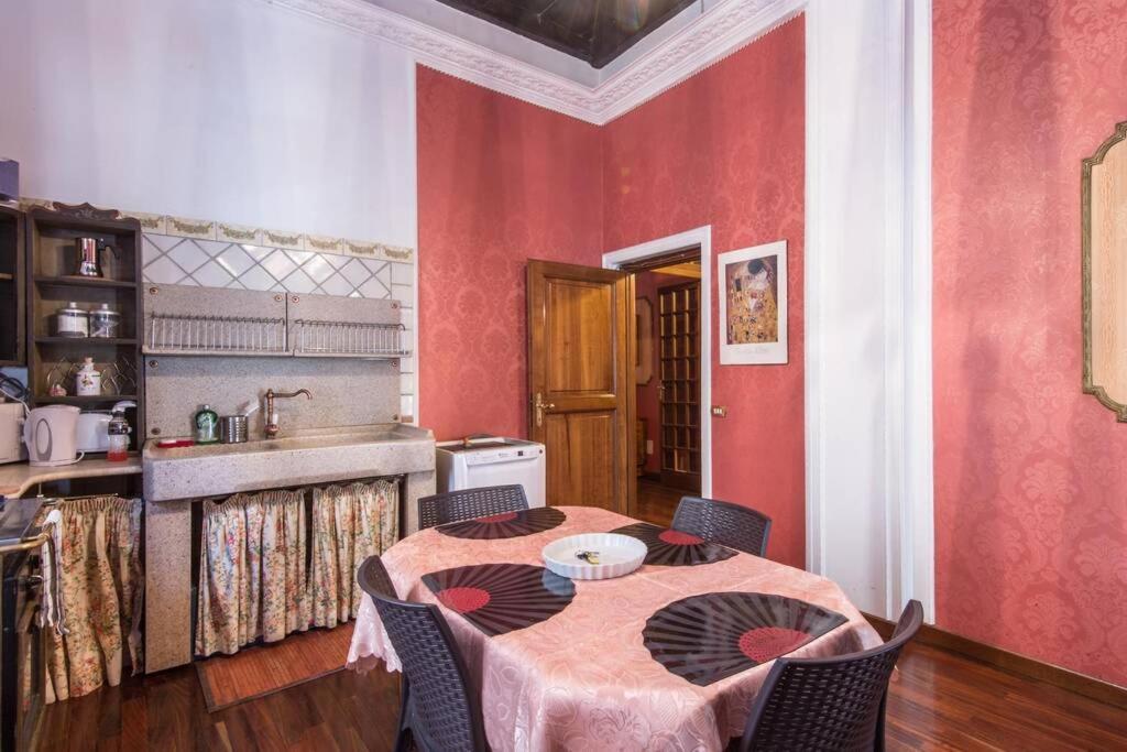 Spanish Steps Deluxe Apartamento