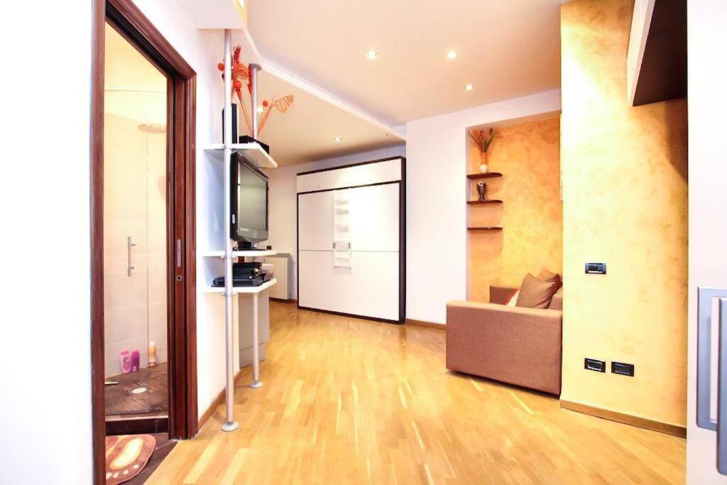 Petite In Holiday home