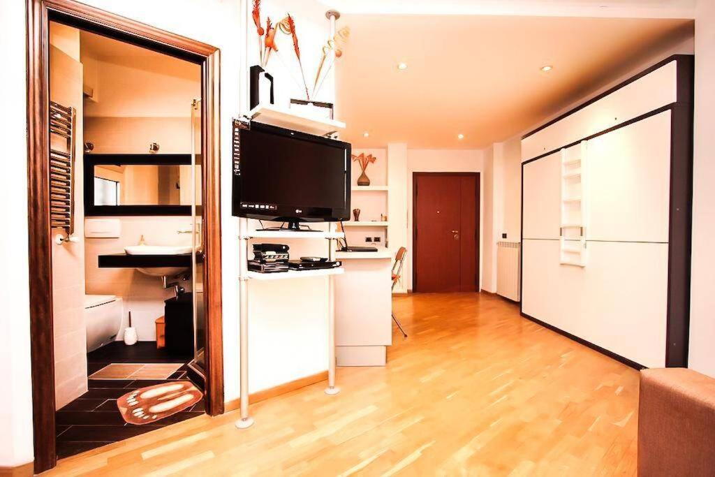 Petite In Holiday home *