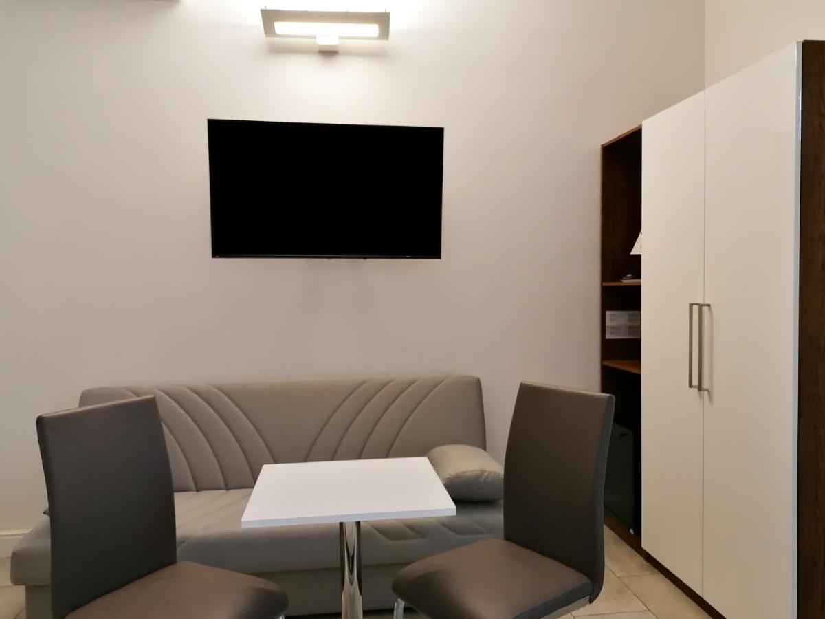Affittacamere Residenza Tupini, S.pietro *