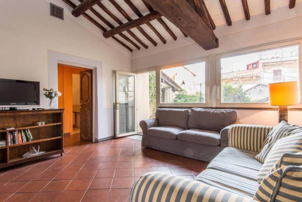 Campo De Fiori Luxury House *