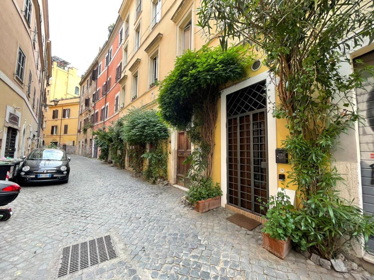 Kasa Trilussa * Roma