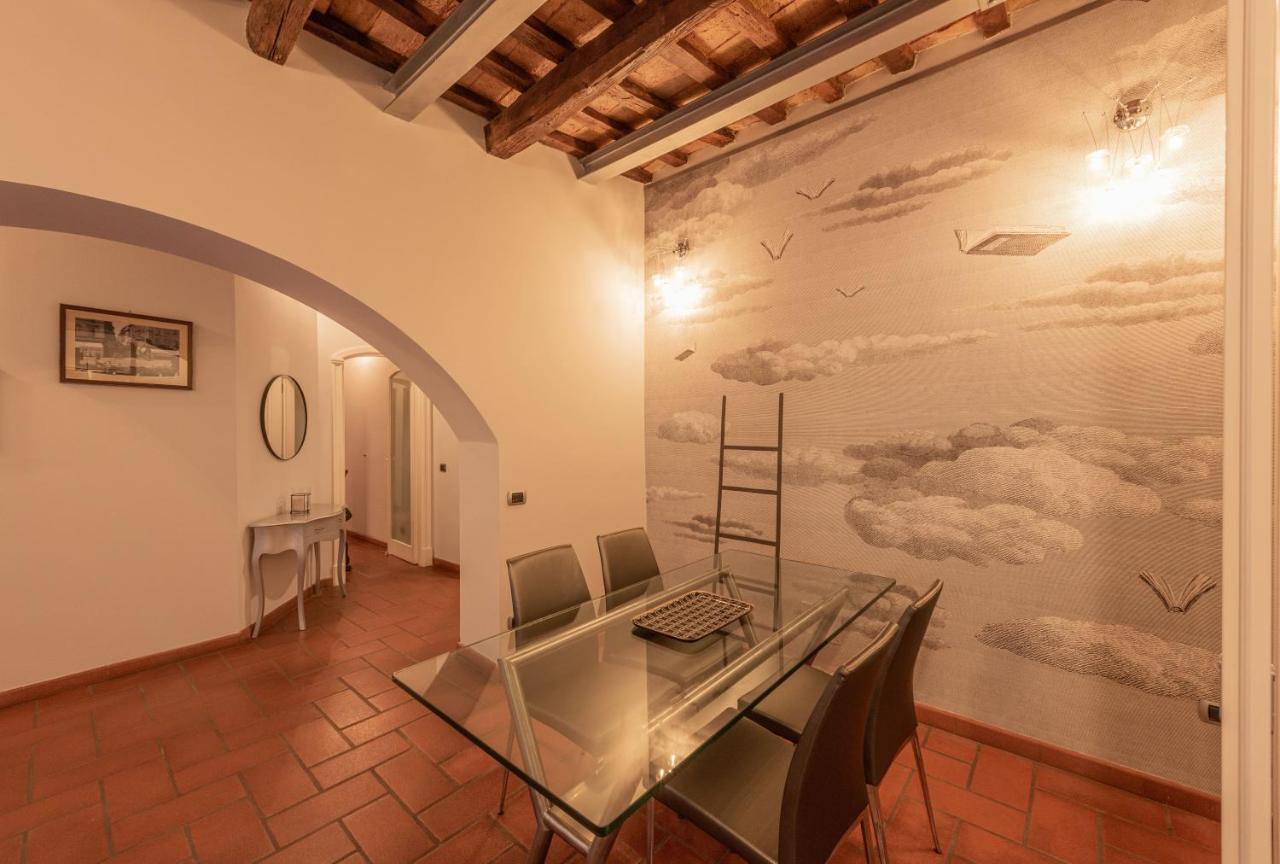 Anna Trevi - Luxury In