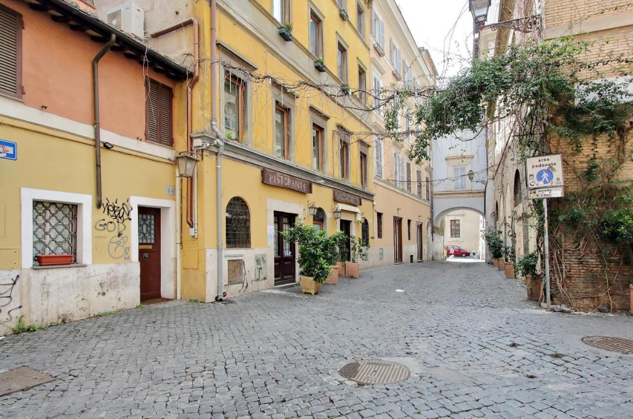 Trastevere & *