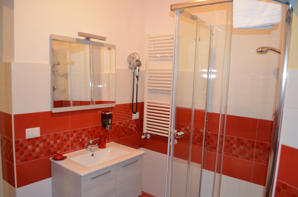Alojamento de Acomodação e Pequeno-almoço Charming House 2*