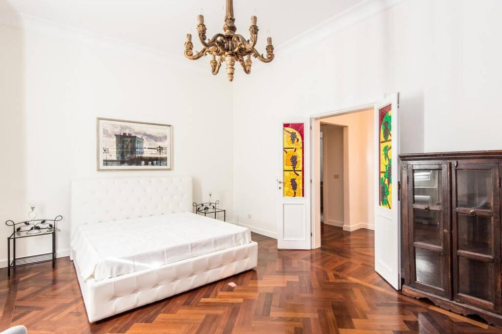 Vatican Large Comfortable Roma