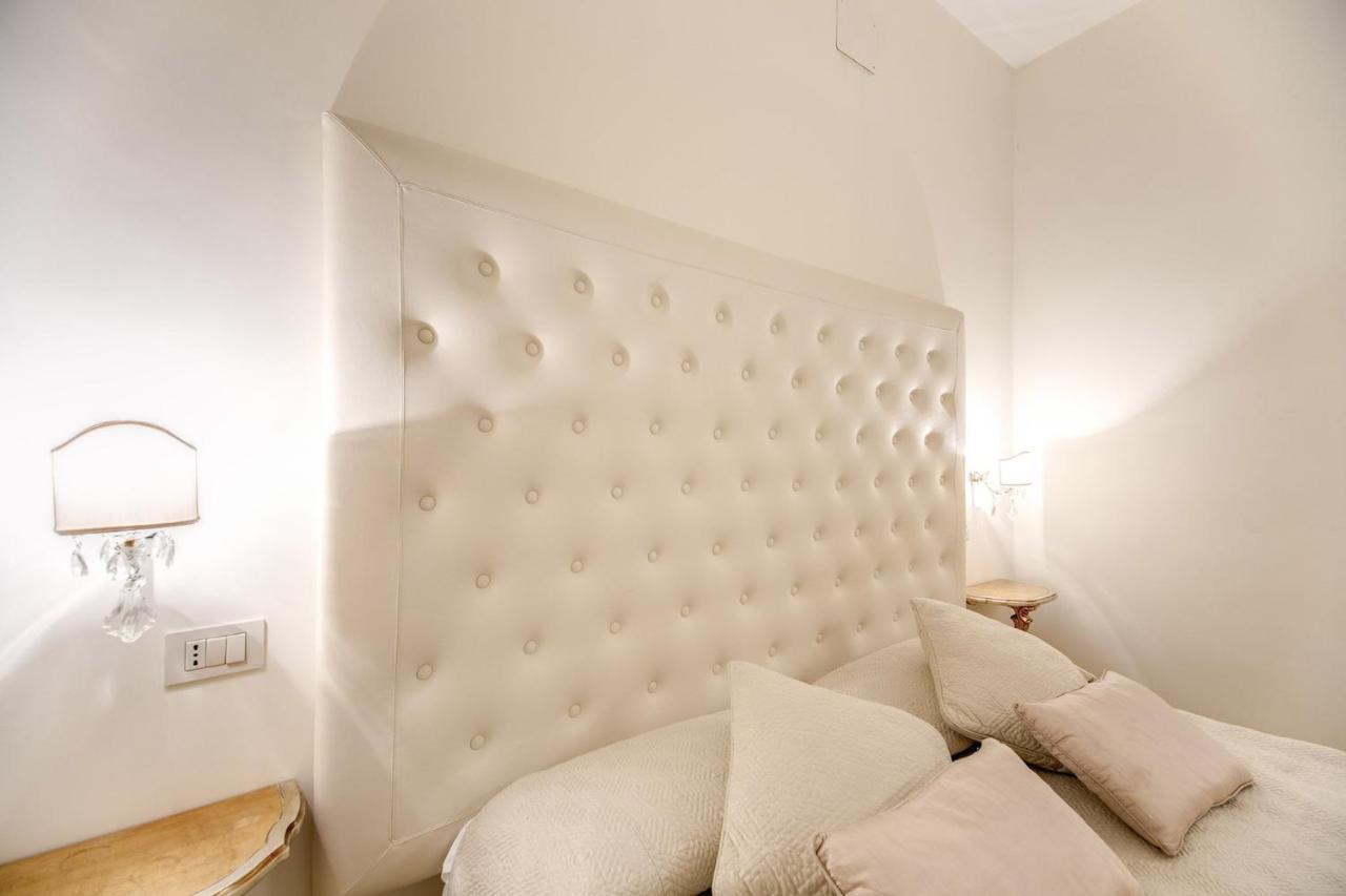 Elegant Flat Spanish Steps