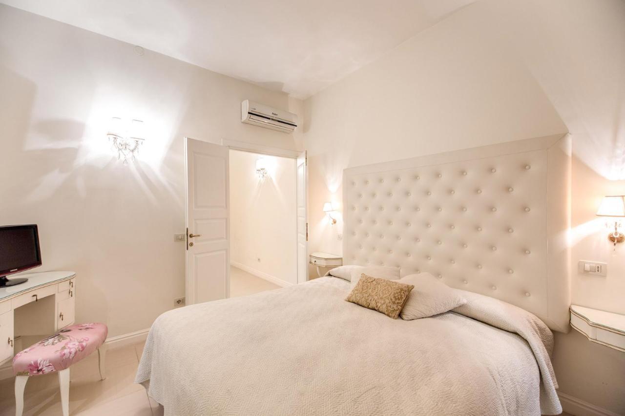 Ferienhaus Elegant Flat Spanish Steps *