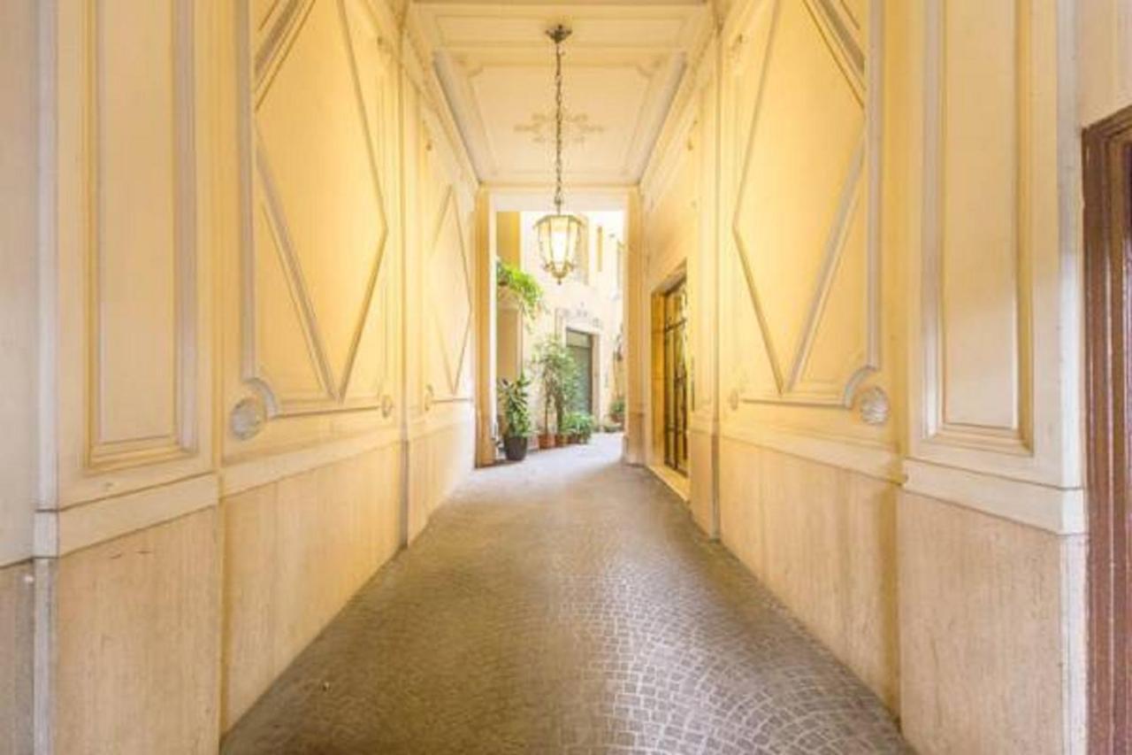 Elegant Flat Spanish Steps