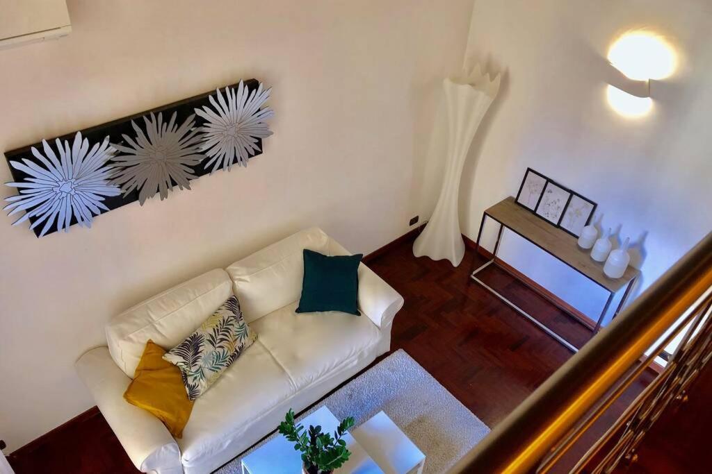 Chiara's Place At Pantheon - Your In Appartamento Roma