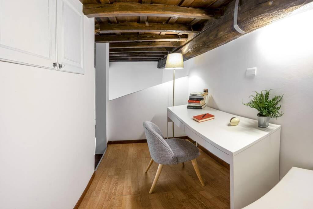 Appartamento Chiara's Place At Pantheon - Your In Roma