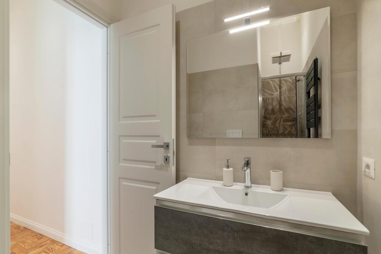 Rione Prati Elegant With Balcony Roma