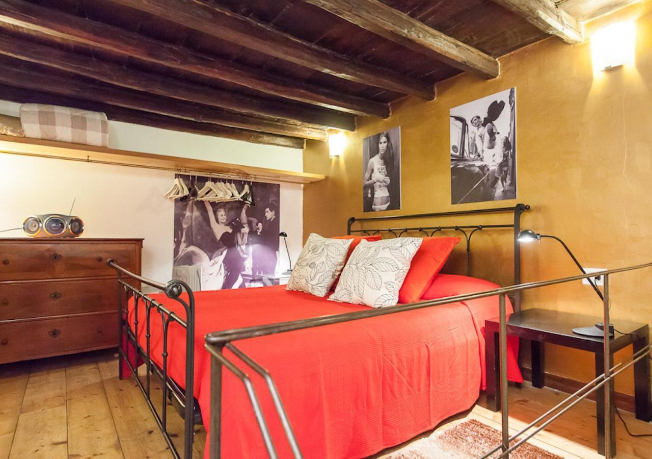 Independent In Trevi Fountain - Spain Square Apartment Rom