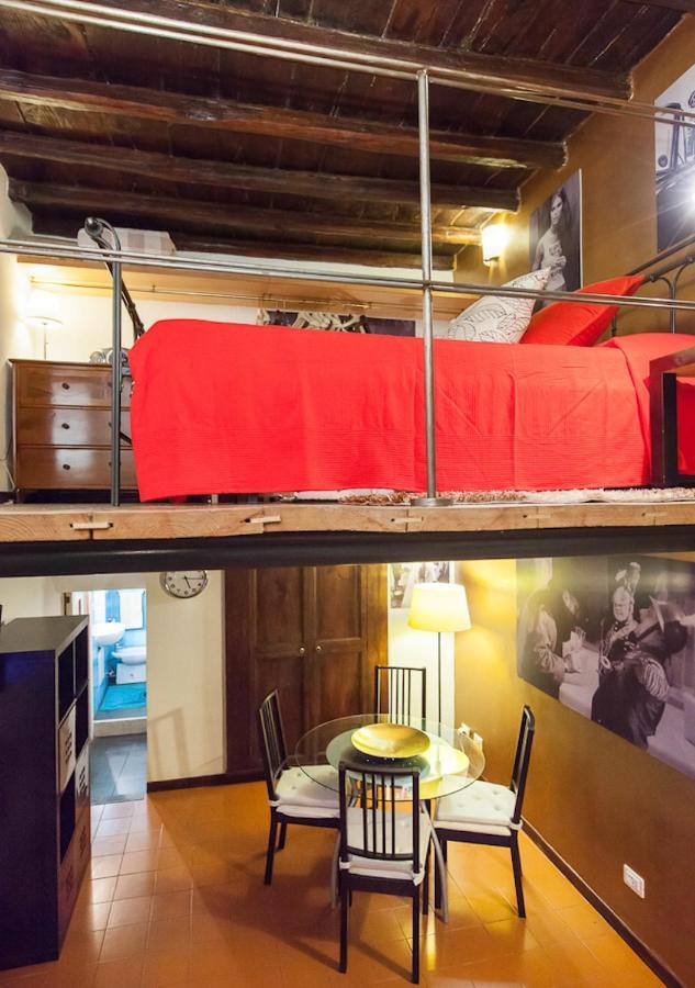 Independent In Trevi Fountain - Spain Square Apartment Rom