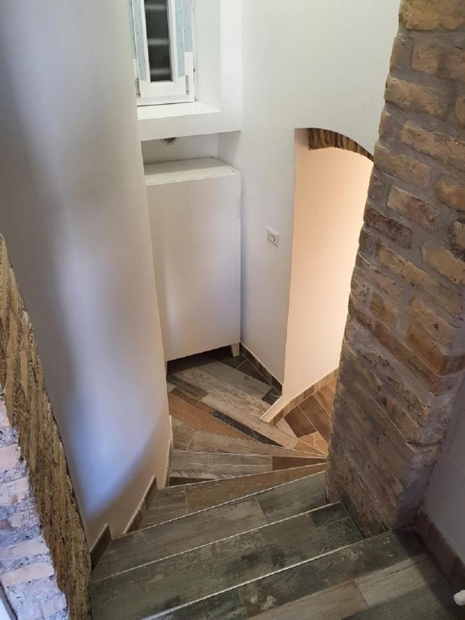 Apartment La Di Camilla In Trastevere Rom