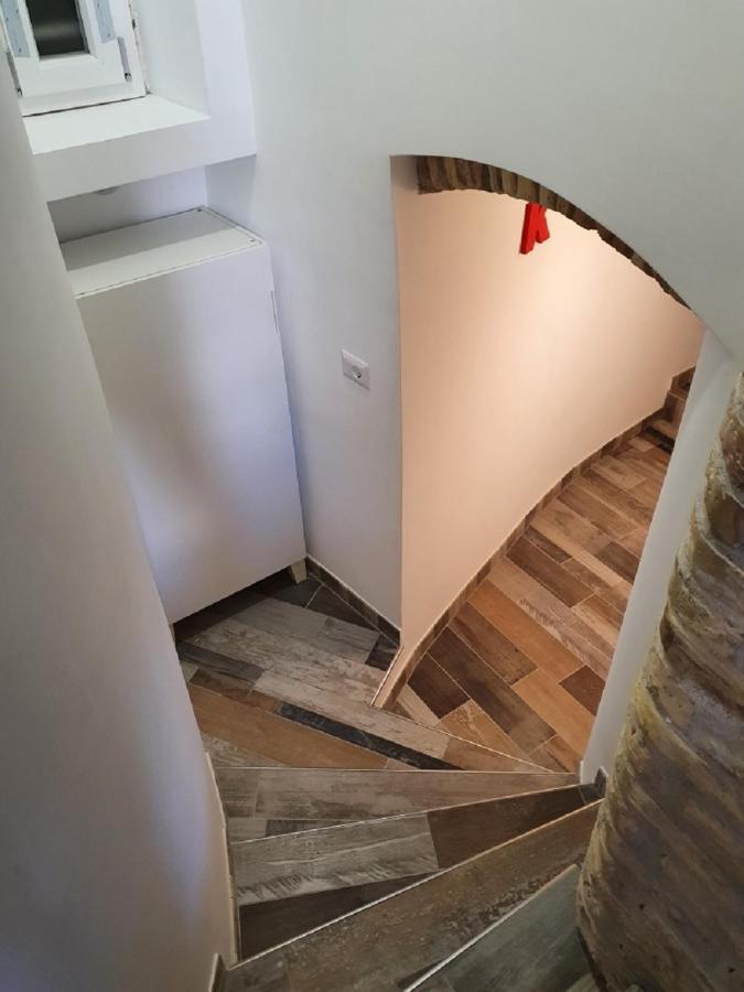 Apartment La Di Camilla In Trastevere Rom