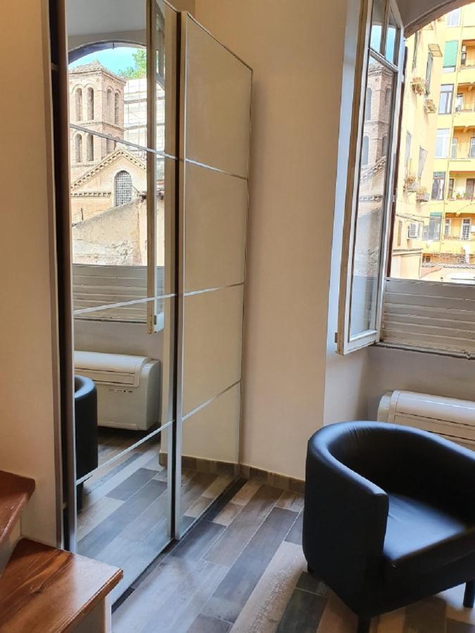 Apartment La Di Camilla In Trastevere Rom