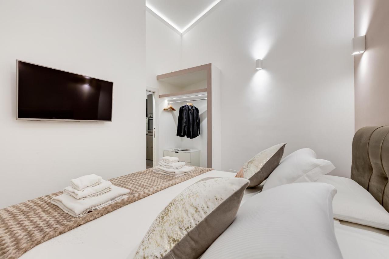 Unoseitre - Luxury & Apartamento *