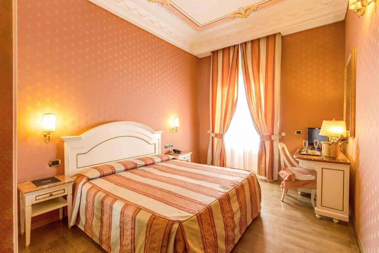 La Lumiere Di Piazza Di Spagna Hotel 3*