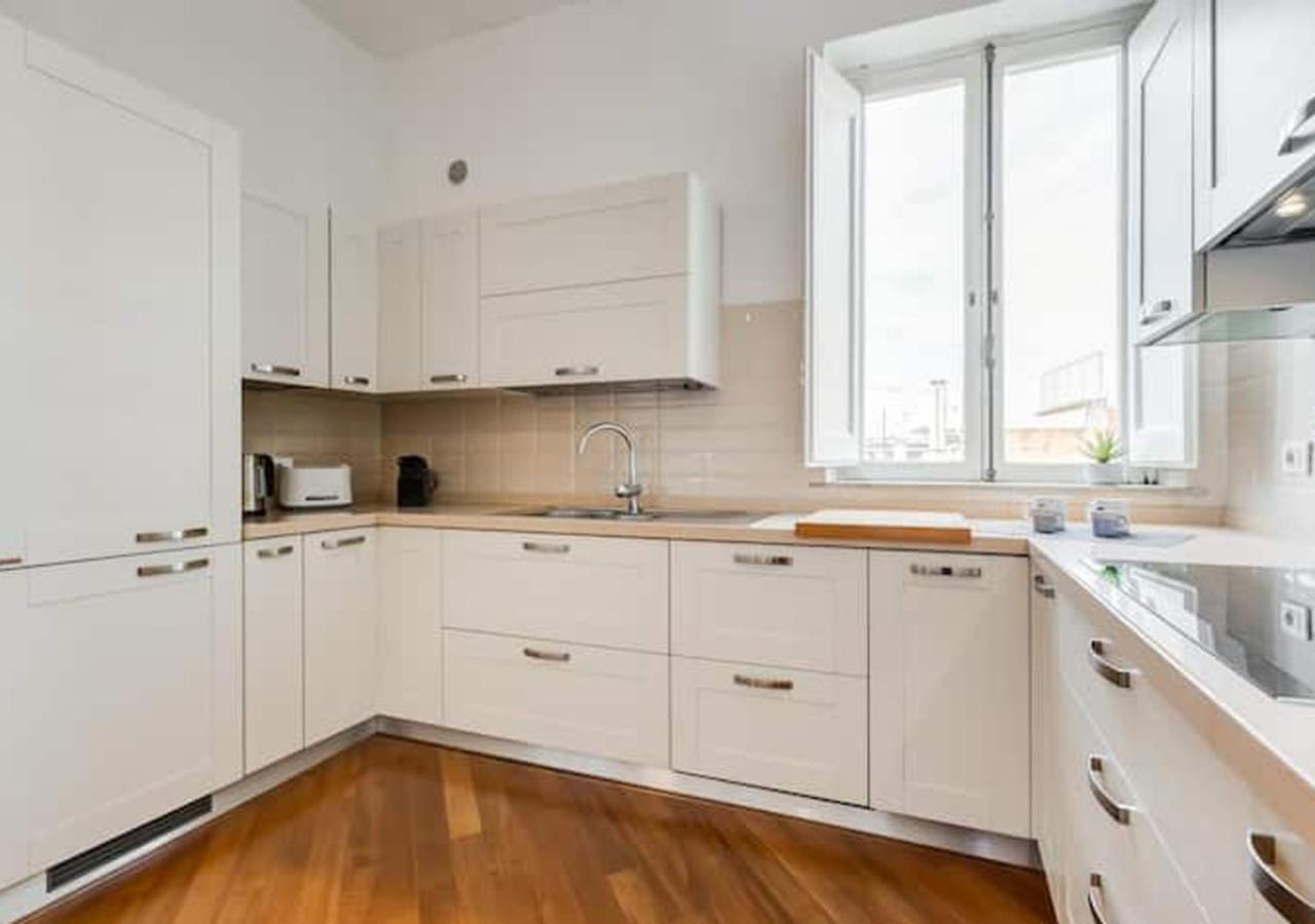 Ferienhaus Modern, Stylish Flat Near Piazza Della Repubblica *