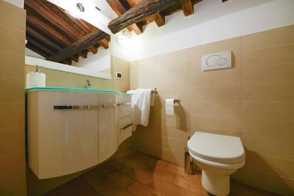 Ibernesi - Charming At The Forums Apartamento Roma