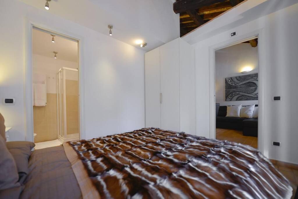 Ibernesi - Charming At The Forums Apartamento