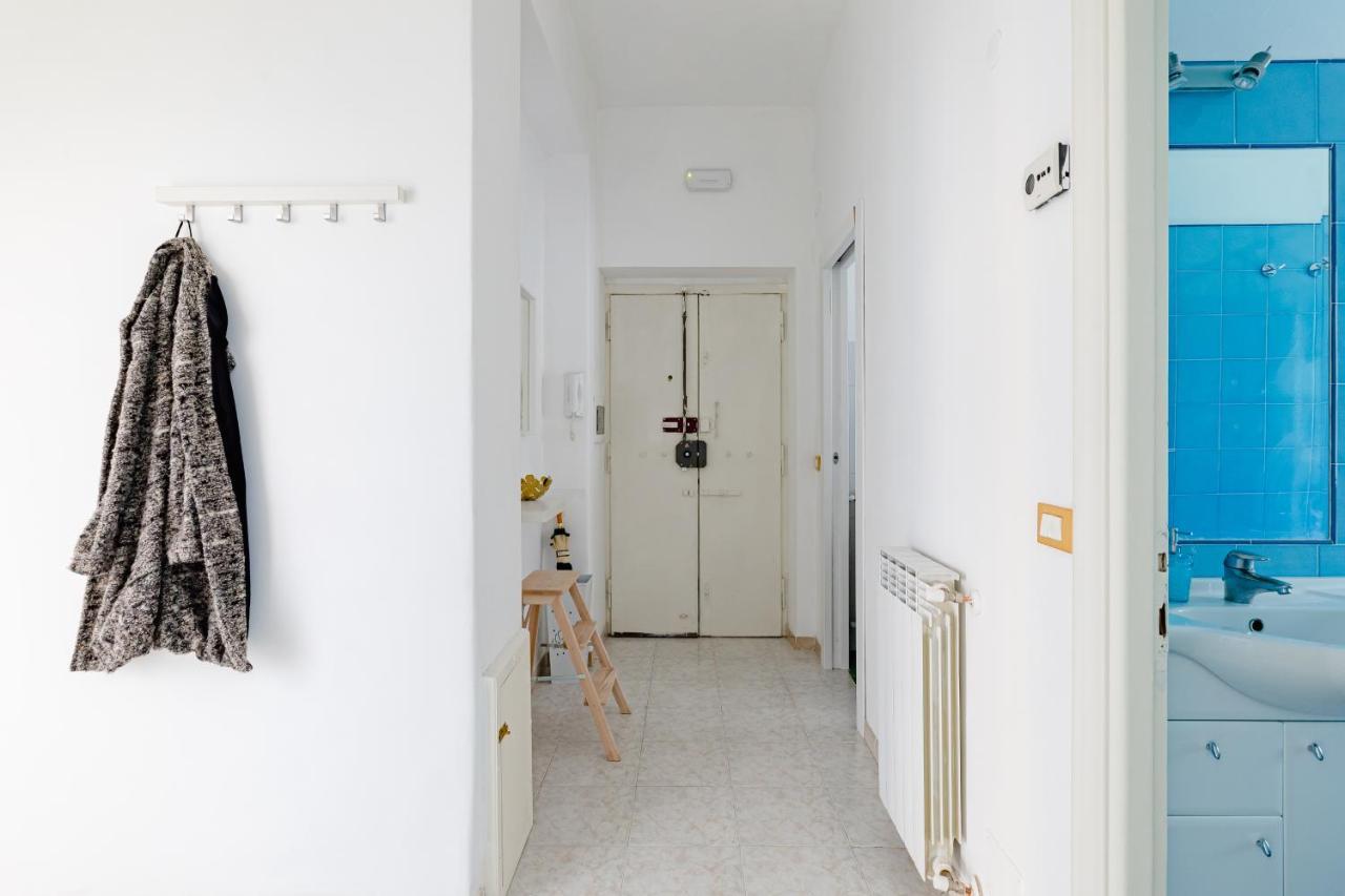 Arezzo Apartment, Metro Bologna E Bus Per La Sapienza, 4 Persone, Wifi Leilighet *
