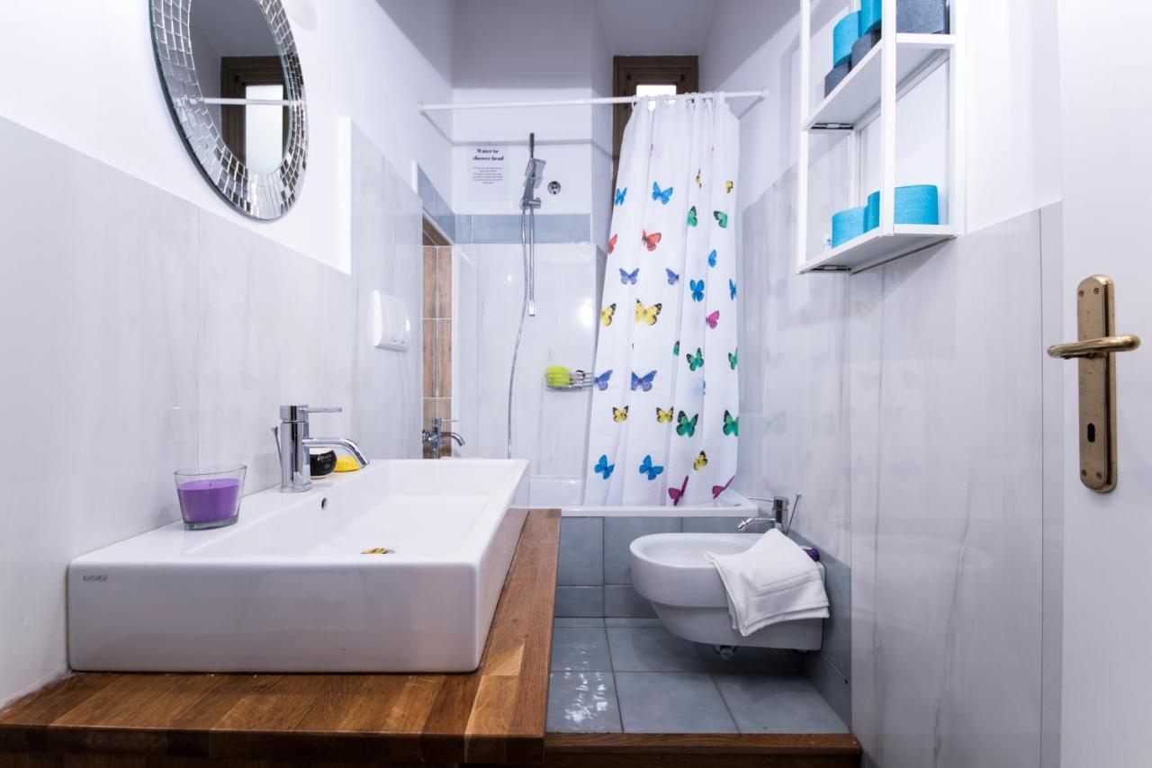 Interno 6 San Pietro * Roma