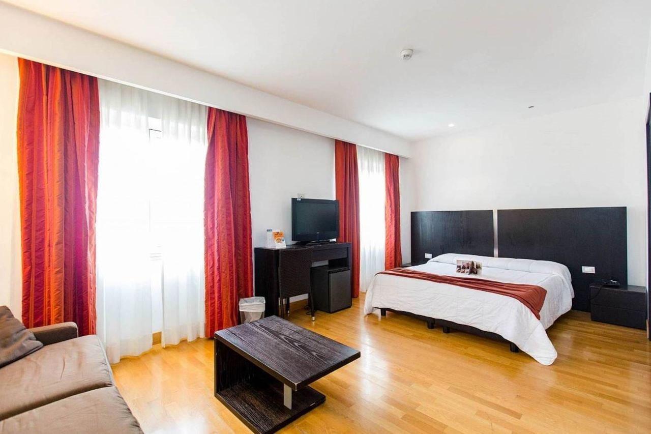 Hotel Lh Excel Montemario 4*