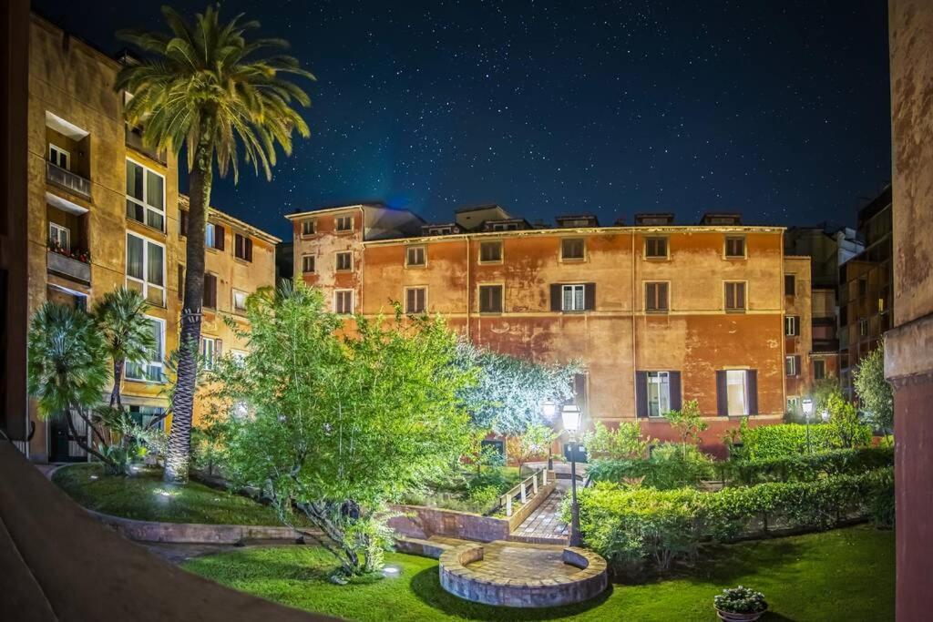 Vivi Trevi Luxury Suites Appartamento *
