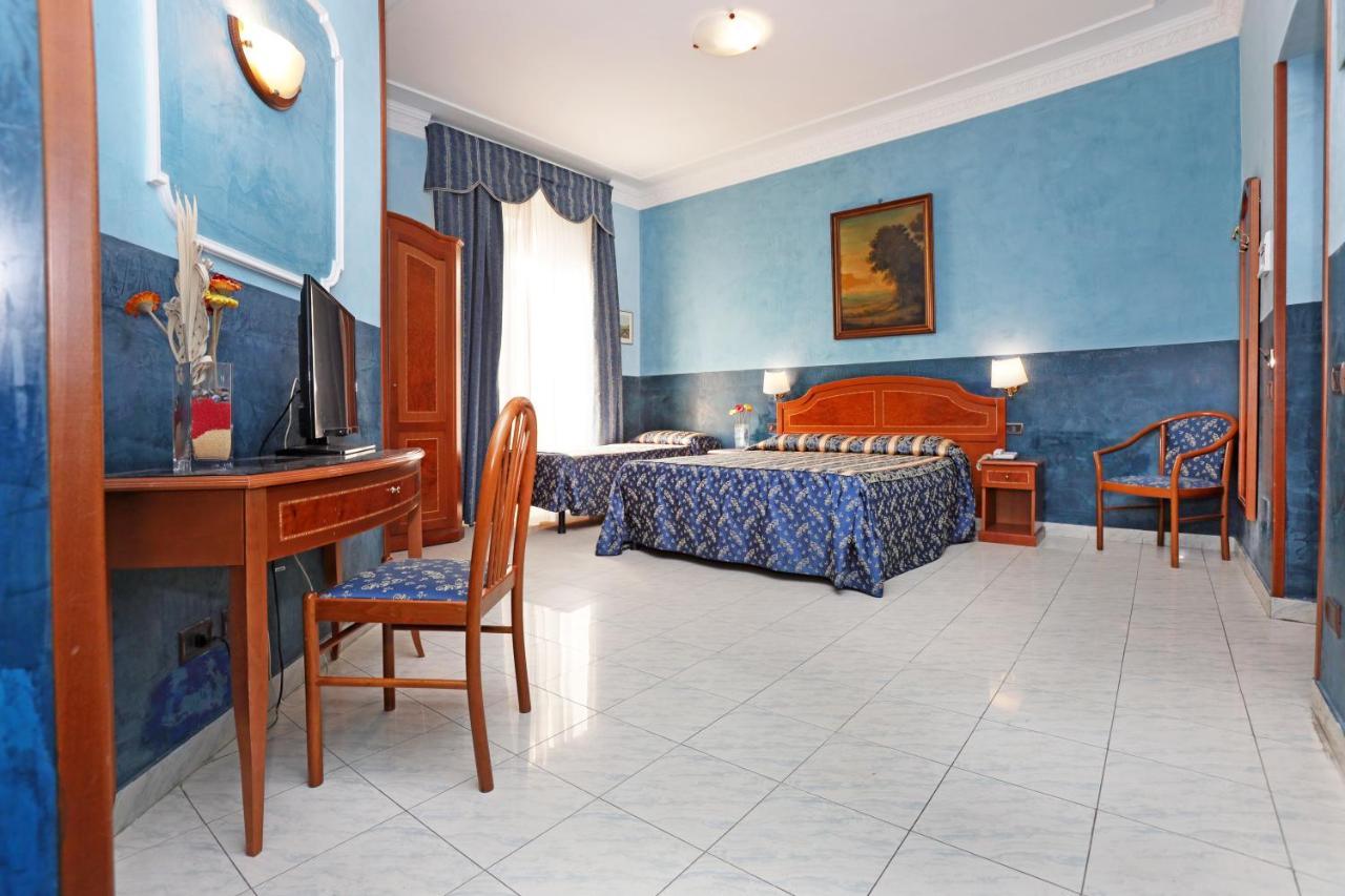 Hotell Rimini 3*