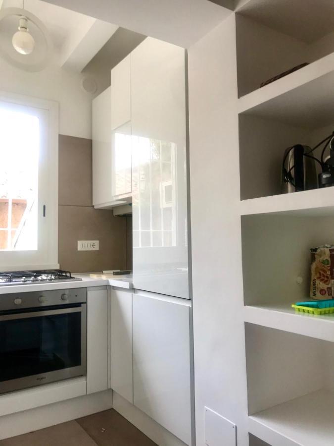 Domus Antonella A Trastevere Appartamento *