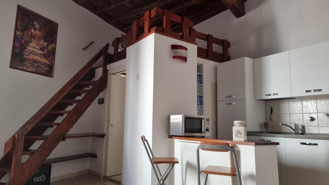 Della Pace, Classy & Charming - Renovated * Roma